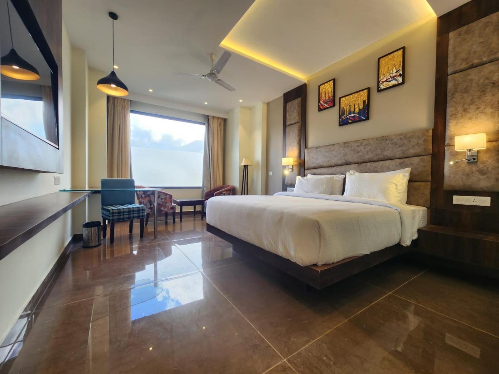 Aachman River And Valley View Resort Dharamshala - A Riverside Resort With Balcony View Buitenkant foto