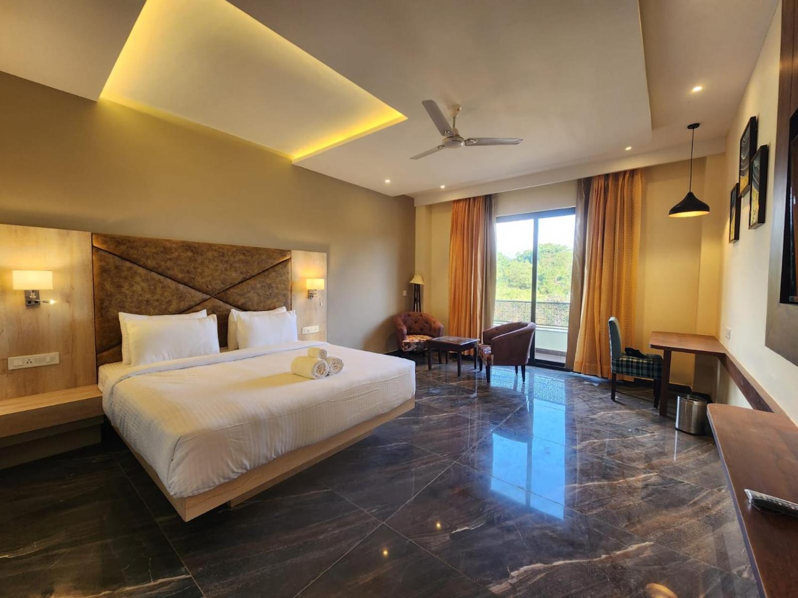 Aachman River And Valley View Resort Dharamshala - A Riverside Resort With Balcony View Buitenkant foto